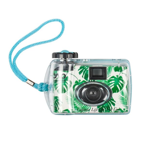 Cylo Underwater Disposable Camera - Picture 1 of 2